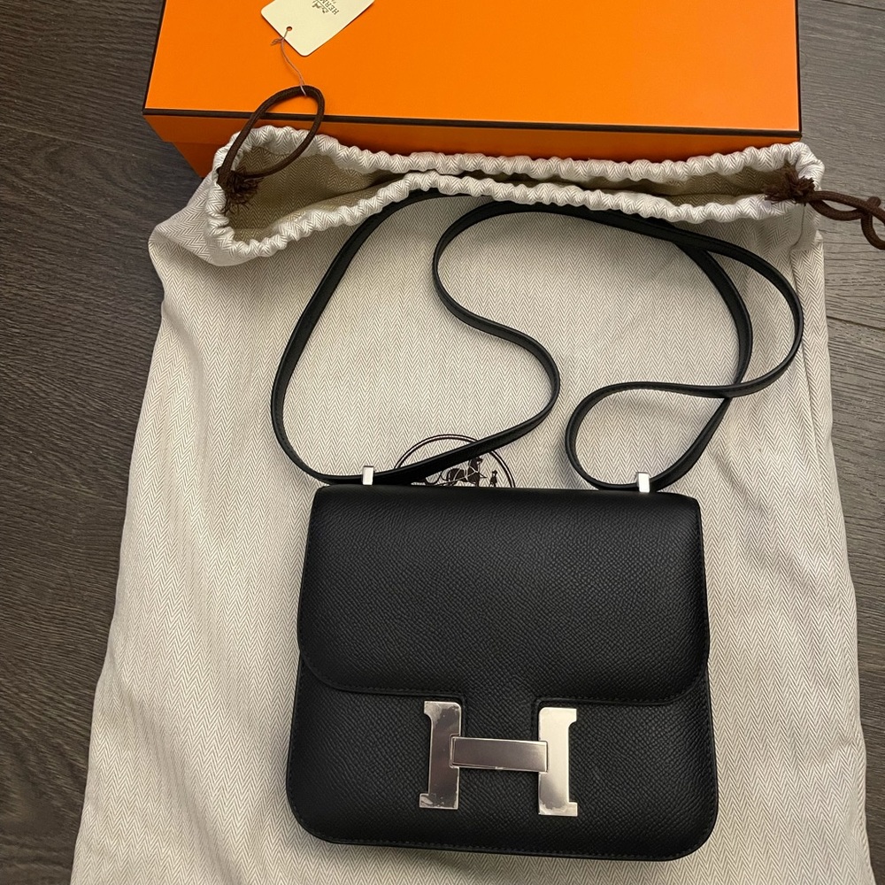 Hermes Constance 19 Black